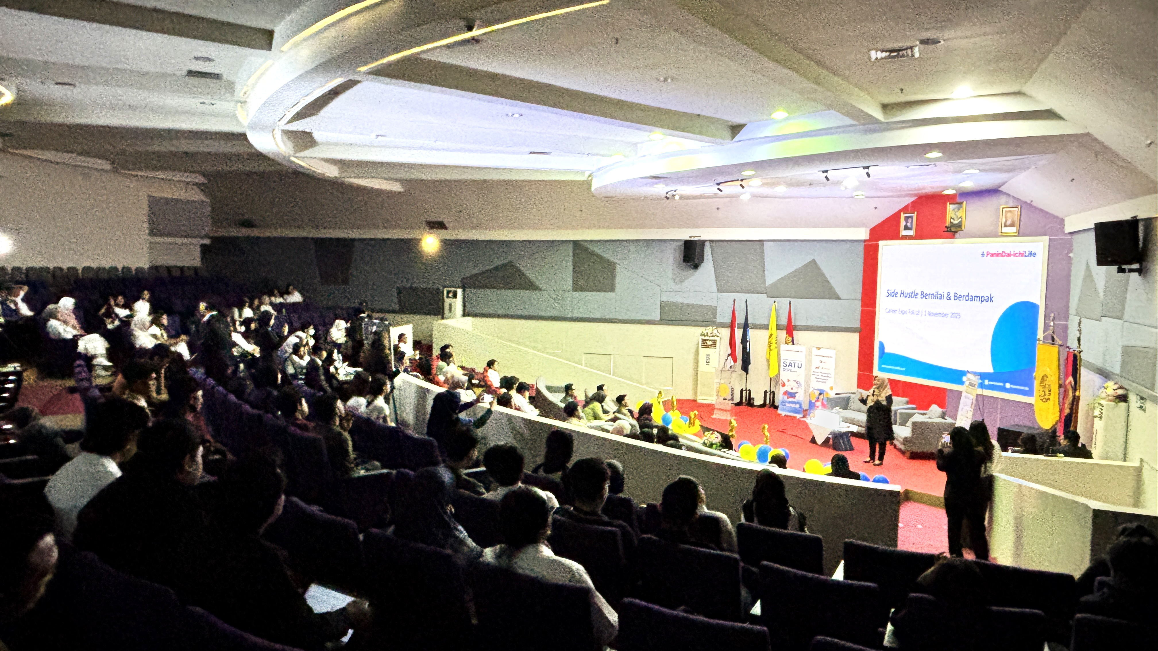 Panin Dai-ichi Life memberikan literasi keuangan dengan judul “Kenali Uangmu, Lindungi Hidupmu” di acara Career Opportunity Network 2025